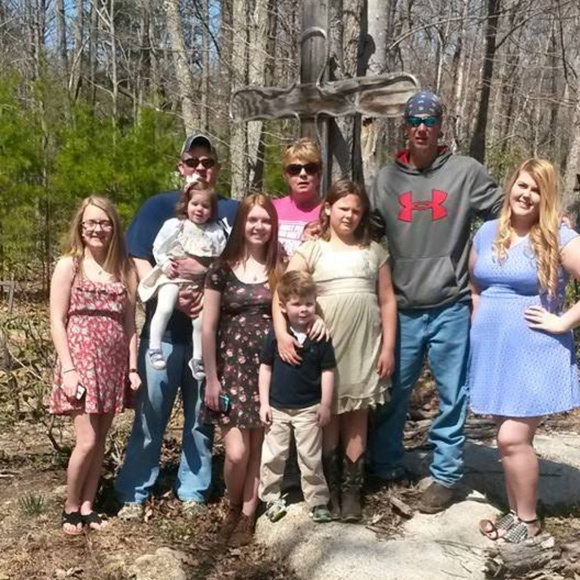 Meet your Posher, Monica - Picture 3 of 8